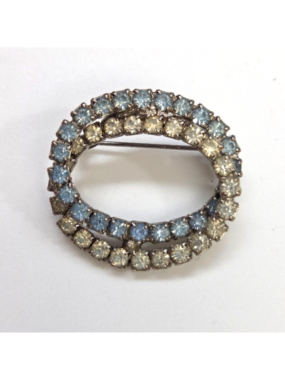 Vintage Blue & White Prong Set Rhinestone Oval Circle Brooch
